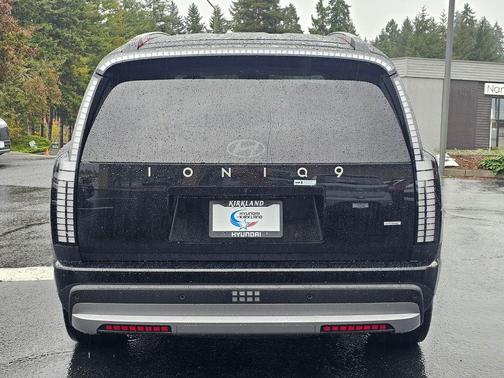 Abyss Black 2026 Hyundai IONIQ 9 SE