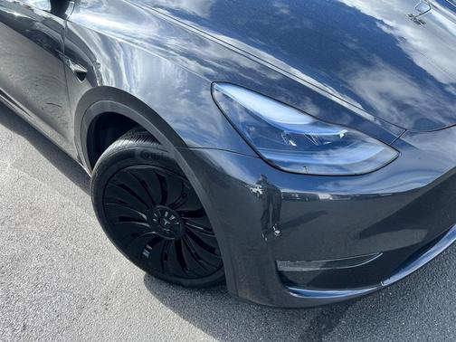 2025 Tesla Model Y Long Range