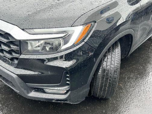 Crystal Black Pearl 2023 Honda Passport EX-L