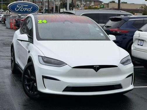 Pearl White Multi-Coat 2024 Tesla Model X Long Range