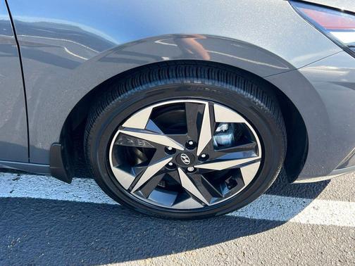 Ecotronic Gray 2023 Hyundai ELANTRA HEV Limited