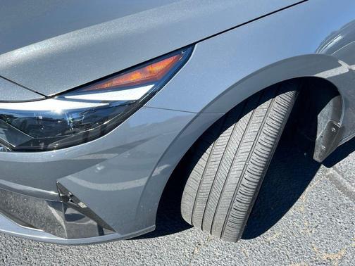 Ecotronic Gray 2023 Hyundai ELANTRA HEV Limited