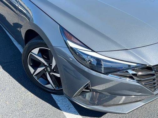 Ecotronic Gray 2023 Hyundai ELANTRA HEV Limited