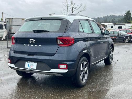 Denim w/White Roof 2026 Hyundai VENUE SEL w/Two-Tone Roof