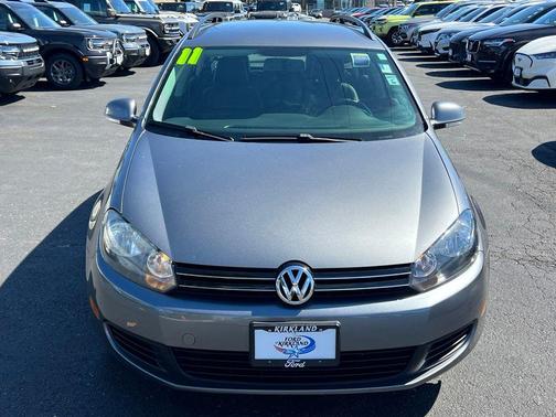Platinum Gray Metallic 2011 Volkswagen Jetta SportWagen TDI