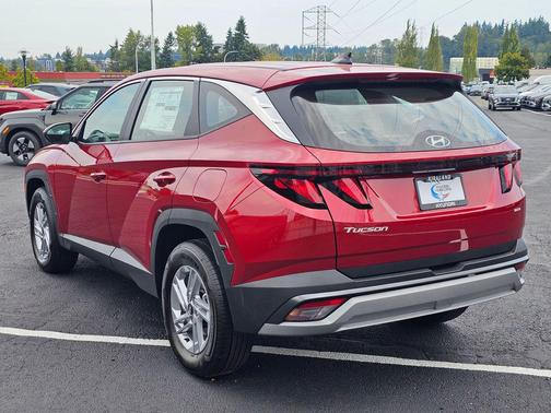 2025 Hyundai TUCSON SE