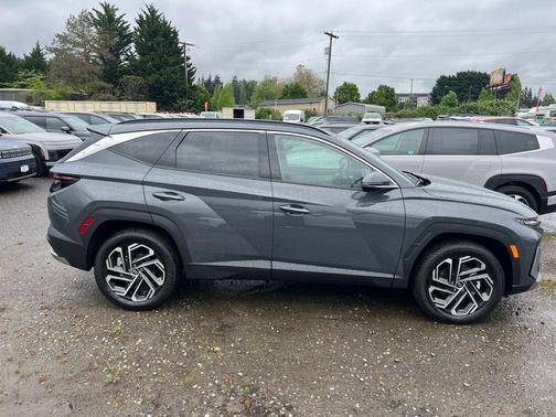 Ecotronic Gray 2026 Hyundai TUCSON Limited
