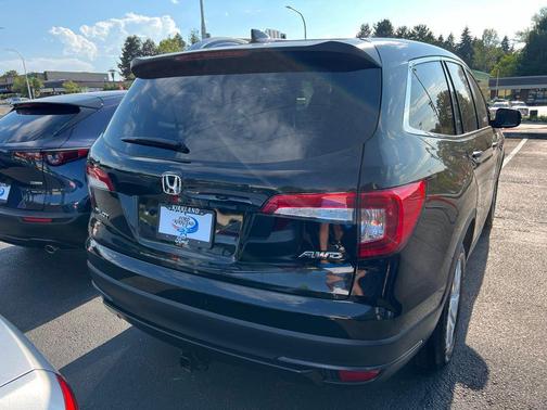 Crystal Black Pearl 2019 Honda Pilot LX
