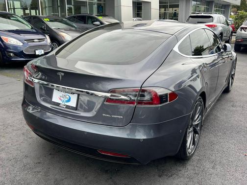 2021 Tesla Model S Long Range
