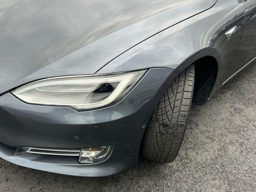 2021 Tesla Model S Long Range