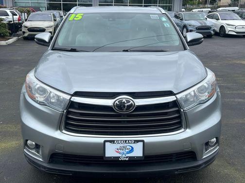 Silver Sky Metallic 2015 Toyota Highlander Limited