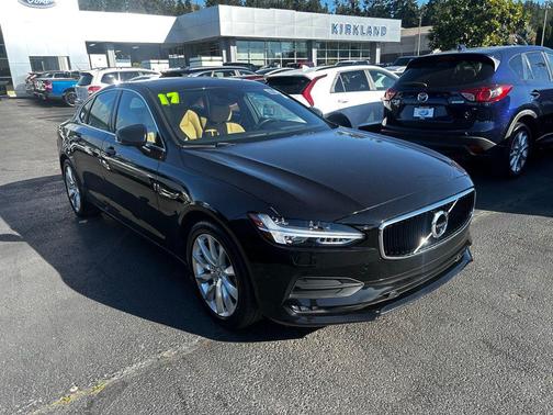 Onyx Black Metallic 2017 Volvo S90 T6 Momentum