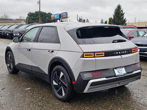 Cyber Gray 2026 Hyundai IONIQ 5 SEL