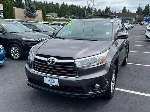 Predawn Gray Mica 2015 Toyota Highlander XLE