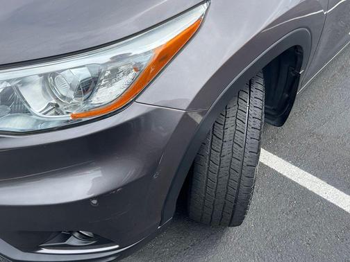 Predawn Gray Mica 2015 Toyota Highlander XLE
