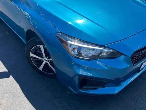 Island Blue Pearl 2018 Subaru Impreza 2.0i