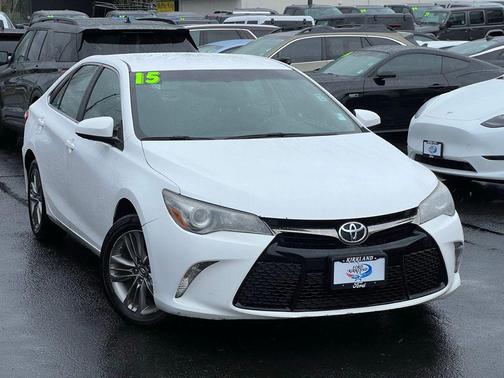 2015 Toyota Camry SE