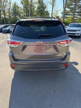 2016 Toyota Highlander Limited Platinum