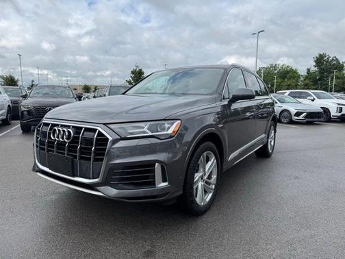 2022 Audi Q7 55 Premium Plus