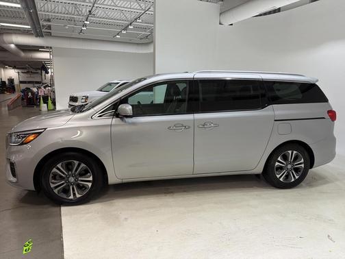 2019 Kia Sedona SX