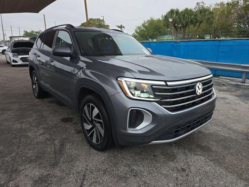 2025 Volkswagen Atlas 2.0T SE w/Technology