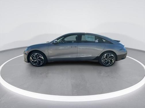 2025 Hyundai IONIQ 6 SEL