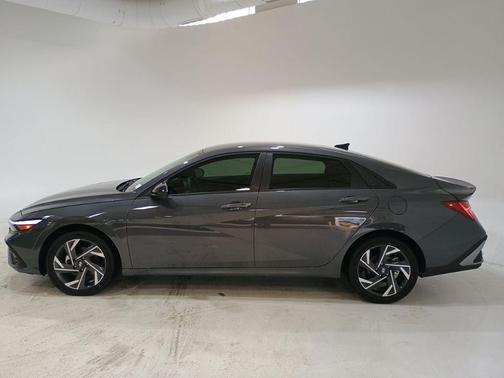 Gray Pearl 2025 Hyundai ELANTRA HEV SEL Sport