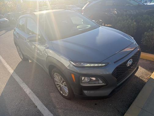 2021 Hyundai KONA SEL