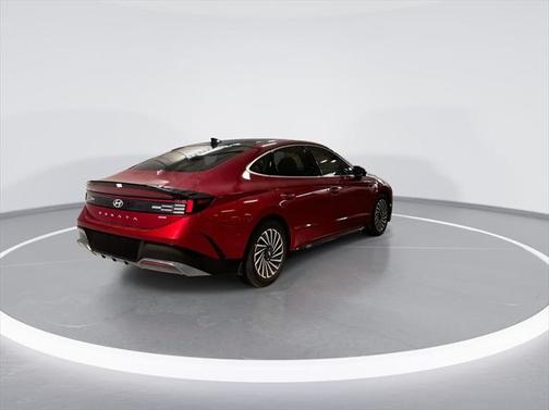 2025 Hyundai SONATA Hybrid Limited