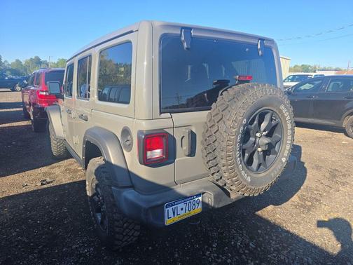 2022 Jeep Wrangler Unlimited Sport