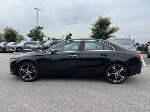 2022 Mercedes-Benz A-Class A 220 4MATIC