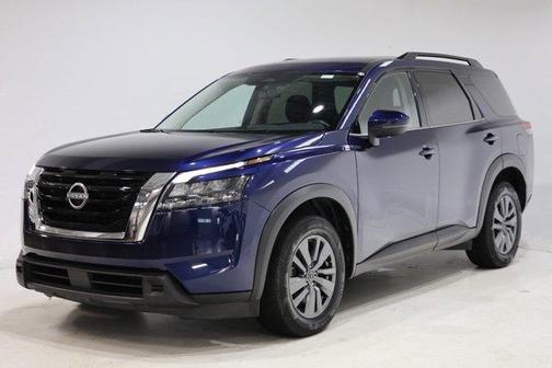 Deep Ocean Blue 2025 Nissan Pathfinder SV