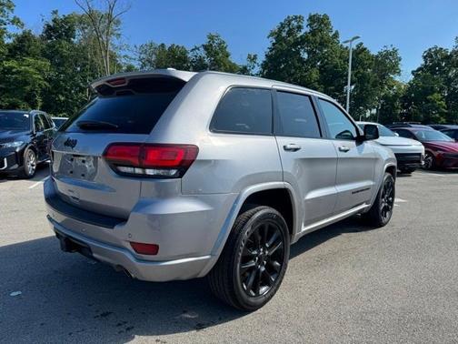 2021 Jeep Grand Cherokee Laredo X