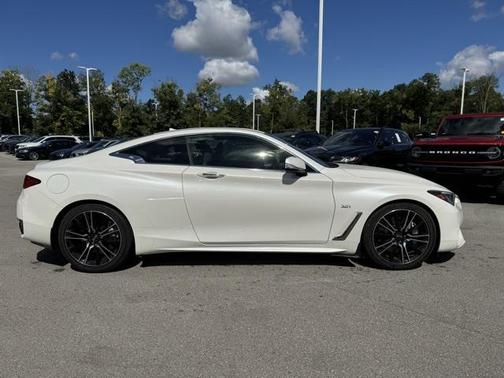 2018 INFINITI Q60 3.0t Sport