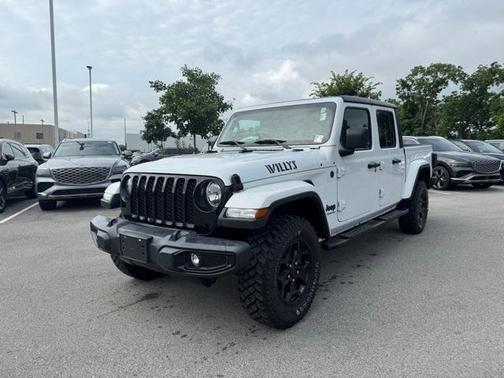 2022 Jeep Gladiator Sport