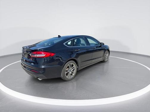 2019 Ford Fusion SEL