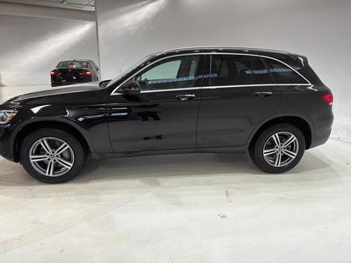 2021 Mercedes-Benz GLC 300 Base 4MATIC