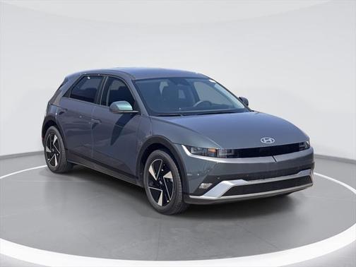 2025 Hyundai IONIQ 5 SE