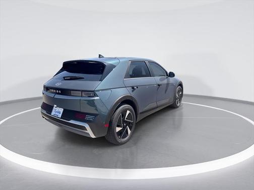 2025 Hyundai IONIQ 5 SE