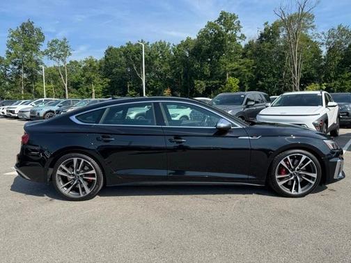 2022 Audi S5 3.0T Prestige