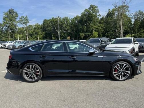 2022 Audi S5 3.0T Prestige