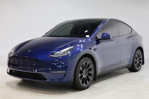Blue 2023 Tesla Model Y Long Range