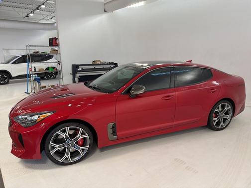2020 Kia Stinger GT1