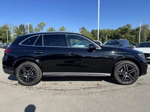 2025 Mercedes-Benz GLC 350e Base 4MATIC