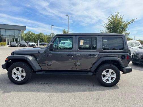 2022 Jeep Wrangler Unlimited Sport
