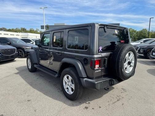 2022 Jeep Wrangler Unlimited Sport