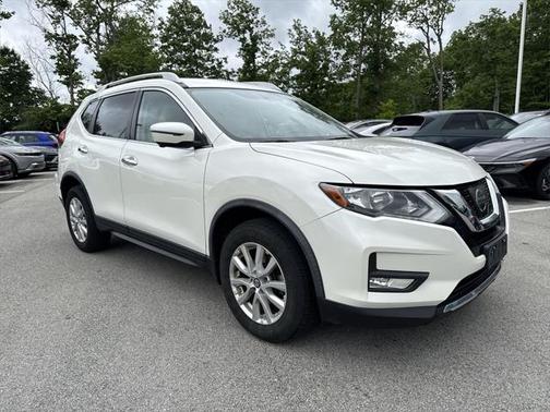 2017 Nissan Rogue SV