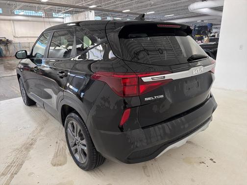 2023 Kia Seltos LX