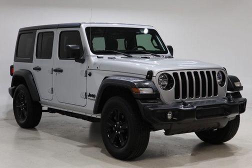 Silver Zynith Clearcoat 2022 Jeep Wrangler Unlimited Sport Altitude