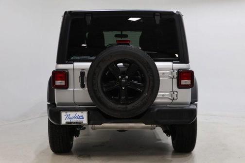 Silver Zynith Clearcoat 2022 Jeep Wrangler Unlimited Sport Altitude